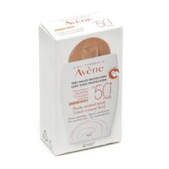 Avène Solaire Fluide Minéral Teinté SPF 50+ - Contenance : 40 Ml -Jequiti Shop 6176656e652d666c756964652d6d696e6572616c2d7465696e74652d73706635302d34306d6c2d666163650ff73e37