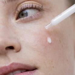 Bioderma Créaline Défensive Sérum - Contenance : 30 Ml -Jequiti Shop 62696f6465726d612d637265616c696e652d646566656e736976652d736572756d2d31763ed304