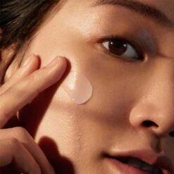 Biotherm Aquasource Hyalu Plump Gel - Contenance : 50 Ml -Jequiti Shop 62696f746865726d2d61717561736f757263652d6879616c752d706c756d702d67656c2d339670f969