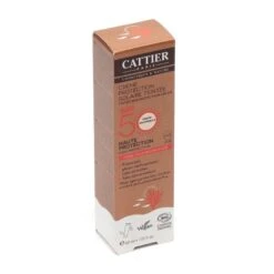 Cattier Crème Solaire Teintée Bio SPF 50 - Contenance : 40 Ml -Jequiti Shop 636174746965722d6372656d652d70726f74656374696f6e2d736f6c616972652d7465696e7465652d73706635302d34306d6c2d666163655cdf7b01