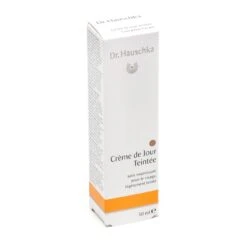 Dr. Hauschka Dr Hauschka Crème De Jour Teintée - Contenance : 30 Ml -Jequiti Shop 64722d6861757363686b612d6372656d652d64652d6a6f75722d7465696e7465652d33306d6c2d666163657822933d