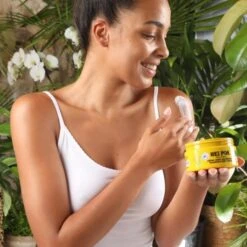 Hei Poa Crème Corps Nourrissante - Contenance : 210 Ml -Jequiti Shop 6865692d706f612d6372656d652d636f7270732d6e6f757272697373616e74652d32b0ce3866