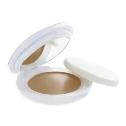 Avène Couvrance Crème De Teint Compacte Fini Mat SPF30 10 G - Teintes : Beige -Jequiti Shop avene couvrance creme de teint compacte 20 fini mat produit