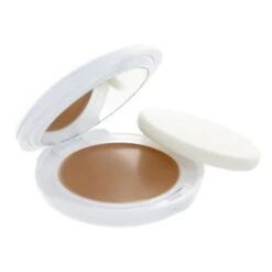 Avène Couvrance Crème De Teint Compacte Confort SPF30 10 G - Teintes : Beige -Jequiti Shop avene couvrance creme de teint compacte 30 confort produit